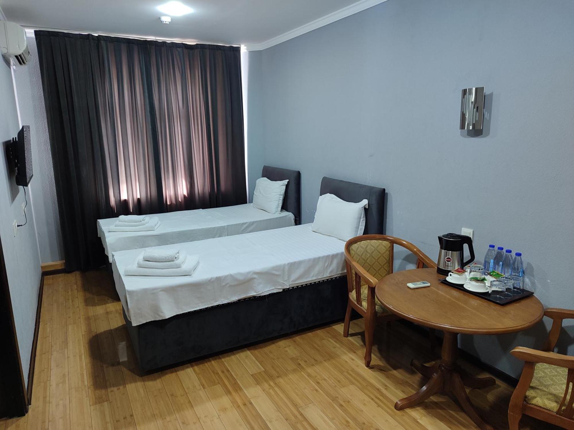 Grand Avenue Hotel Tashkent Exterior photo