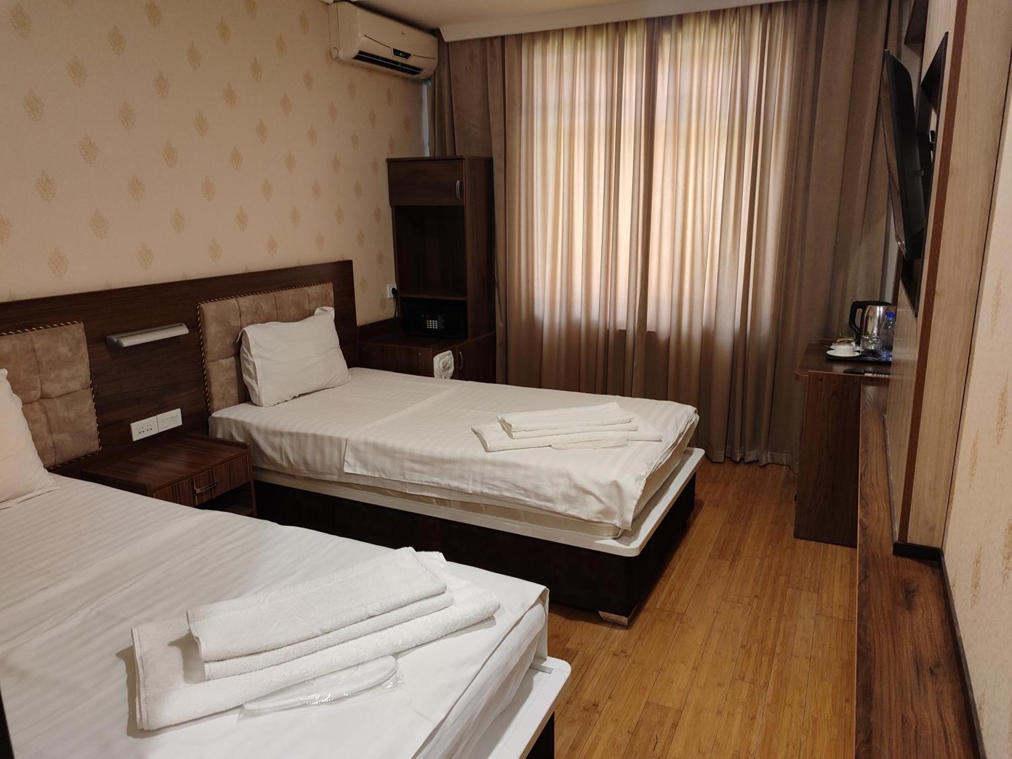Grand Avenue Hotel Tashkent Exterior photo